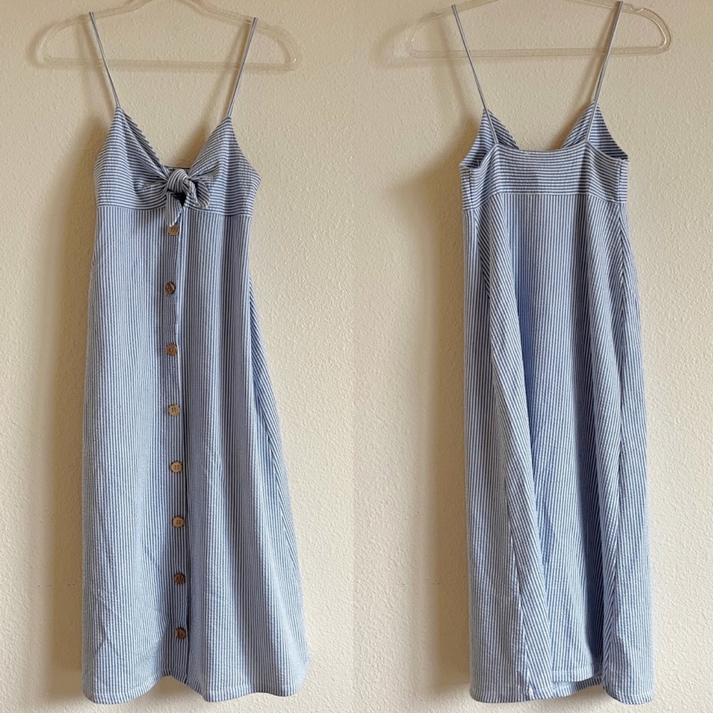 🌴Zara Blue Striped Dress With Buttons And Tie Front